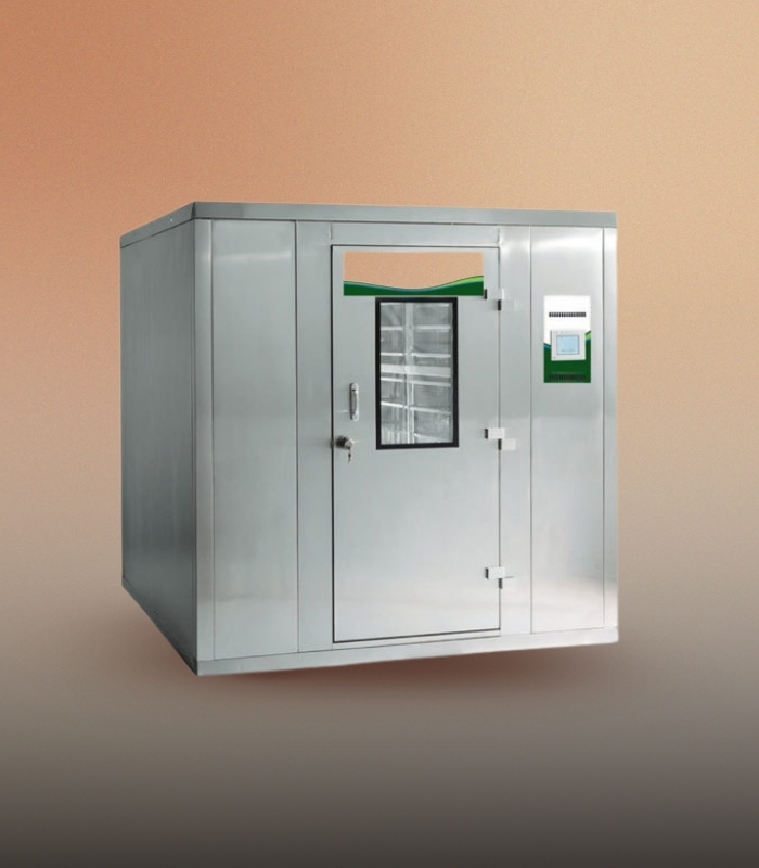 Walk- In Incubator